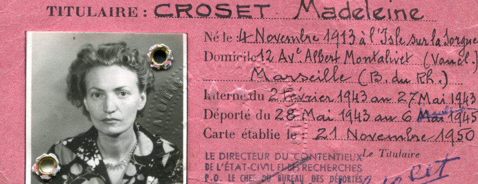 Détail de la carte de déporté résistant de Madeleine Croset délivrée le 21 novembre 1950 de couleur rose avec son portrait en noir et blanc